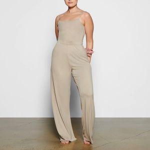 SKIMS Sleep pants in taupe 2XL NWT